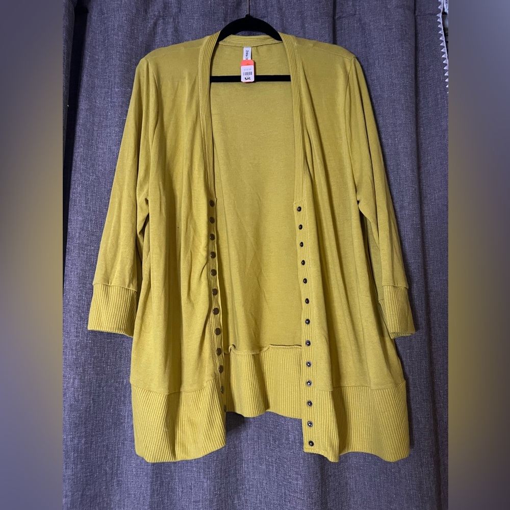 Boutique Green Cardigan